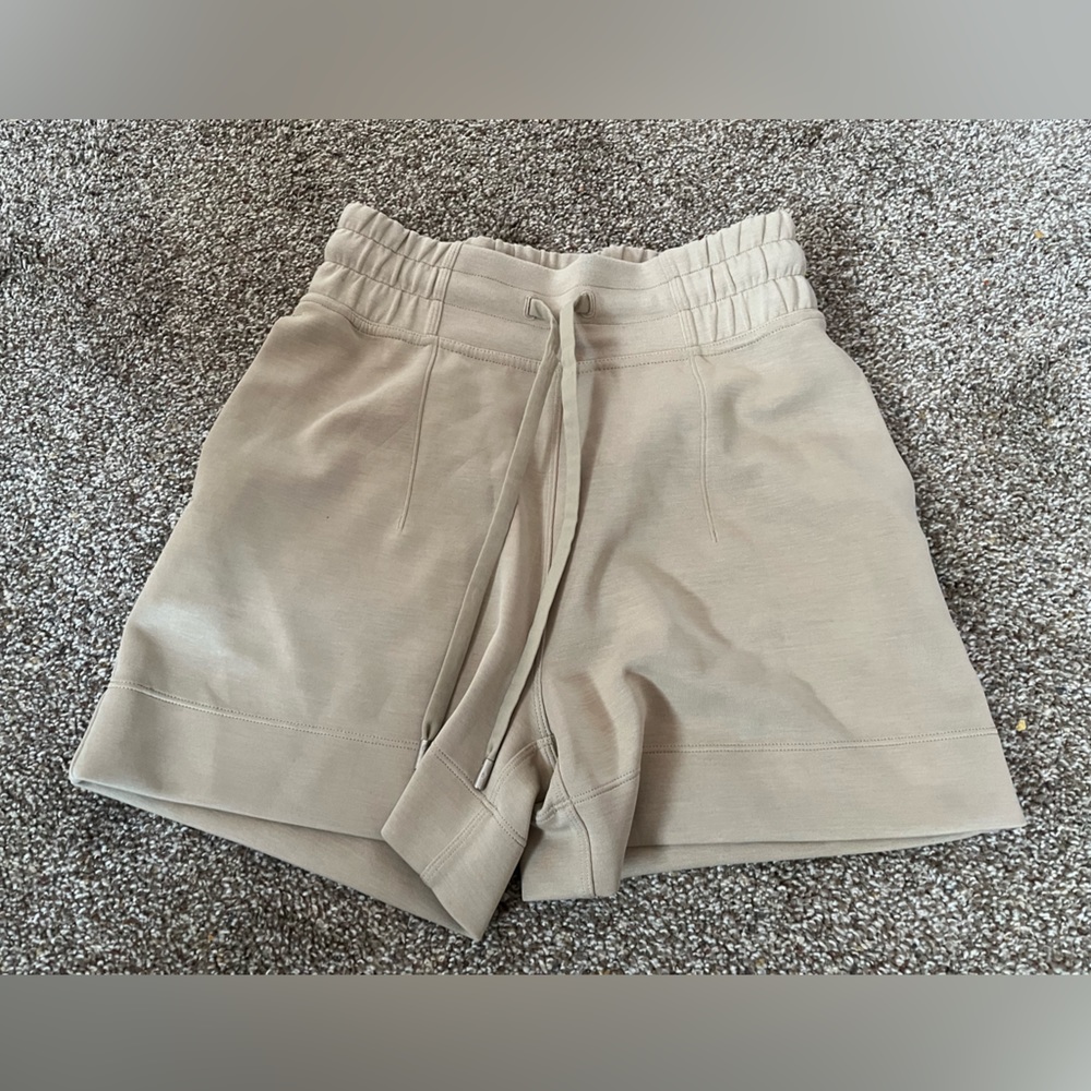 Lululemon Soft Ambitions Short